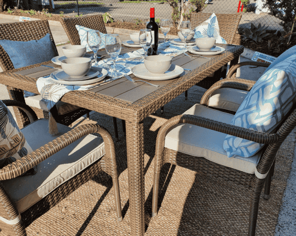 Outdoor PE rattan dining set - The Harvey